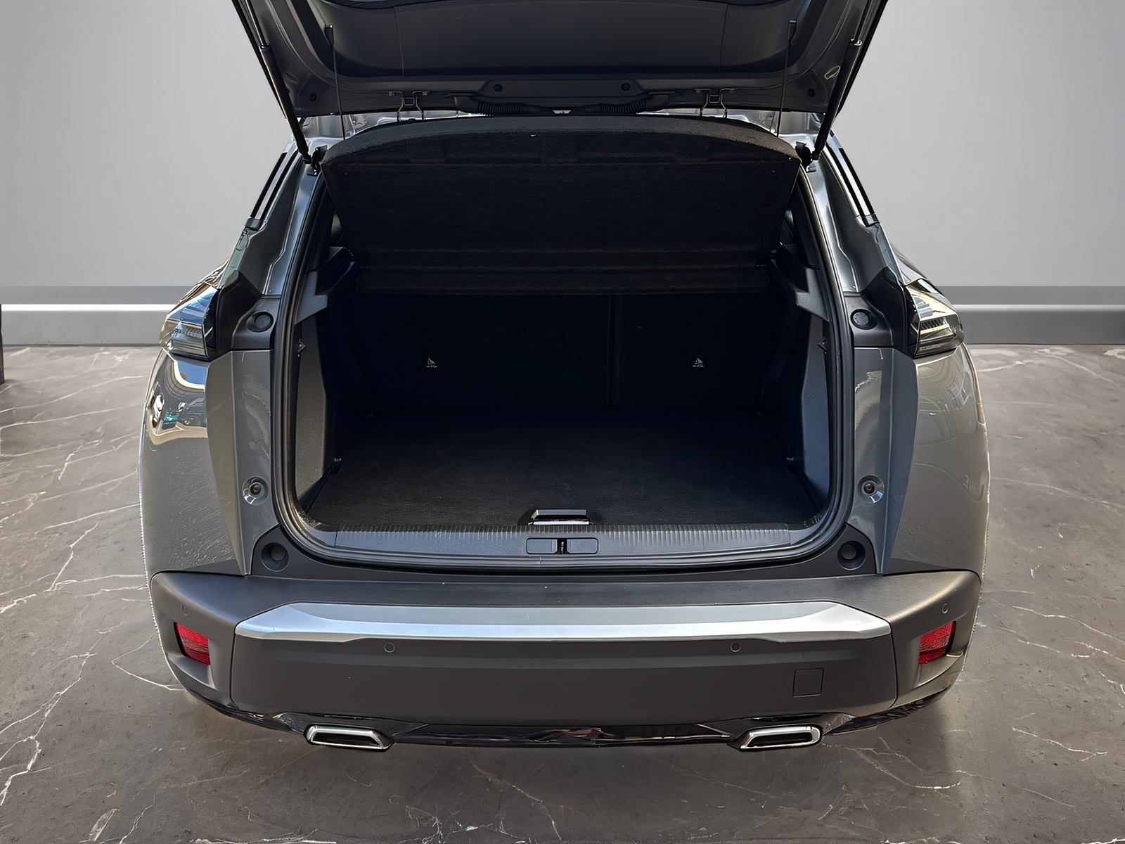PEUGEOT 2008 1.2 Hybrid 145 GT-image-6