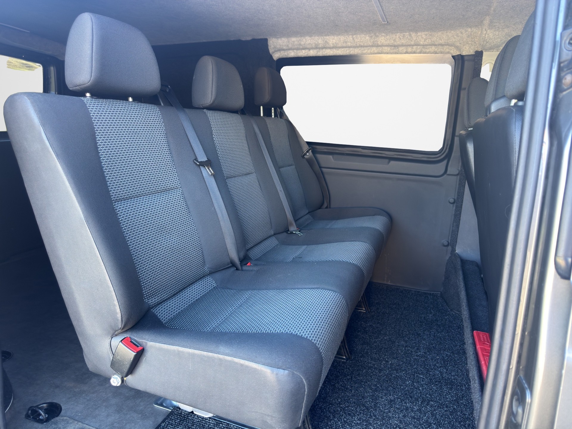 MERCEDES-BENZ Vito 113 CDI Mixto-image-9