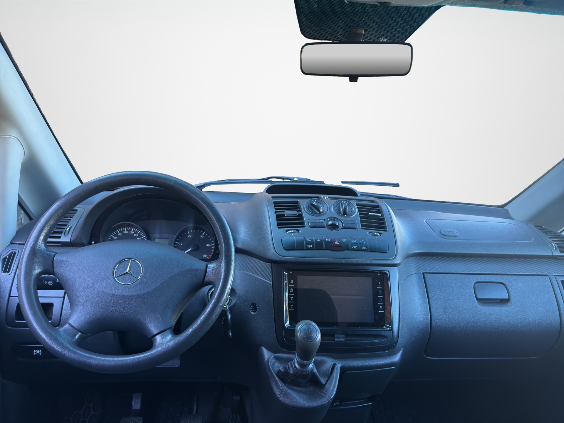 MERCEDES-BENZ Vito 113 CDI Mixto-image-11
