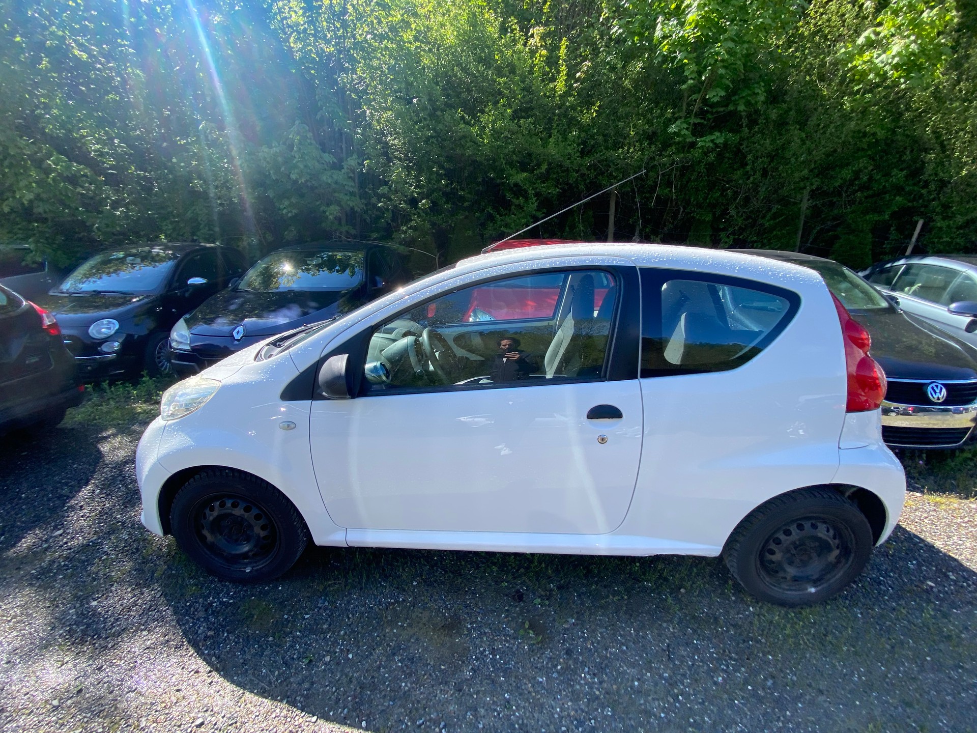 PEUGEOT 107 1.0 Trendy-image-3