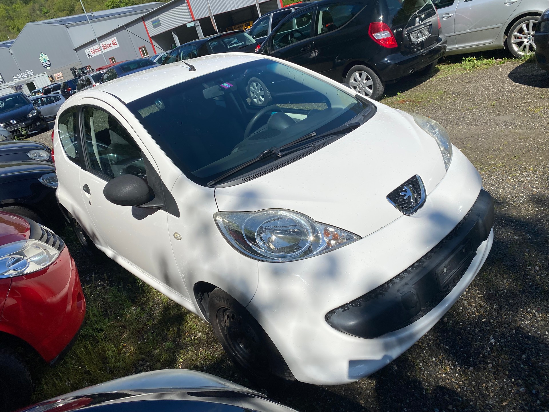 PEUGEOT 107 1.0 Trendy-image-0