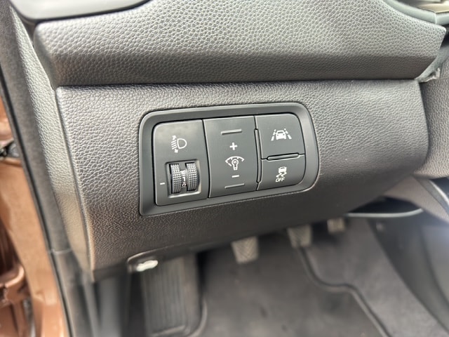 HYUNDAI i20 1.0 T-GDi Amplia-image-10