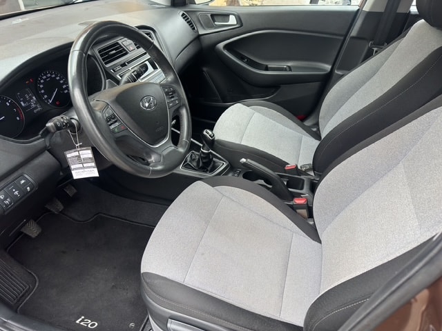 HYUNDAI i20 1.0 T-GDi Amplia-image-9