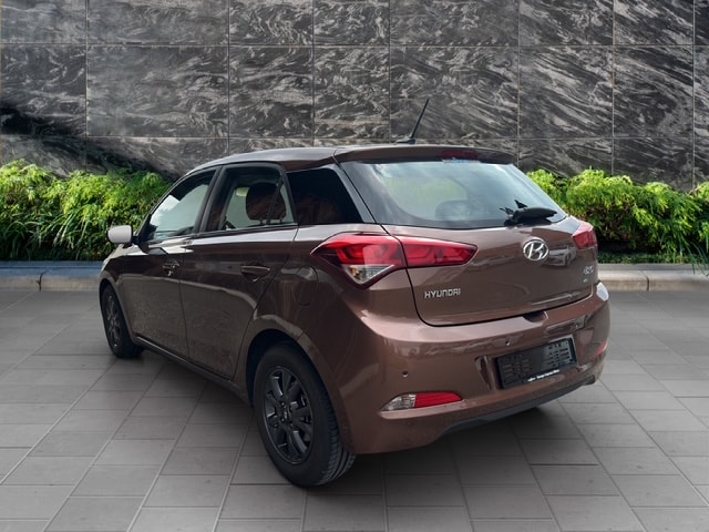HYUNDAI i20 1.0 T-GDi Amplia-image-4