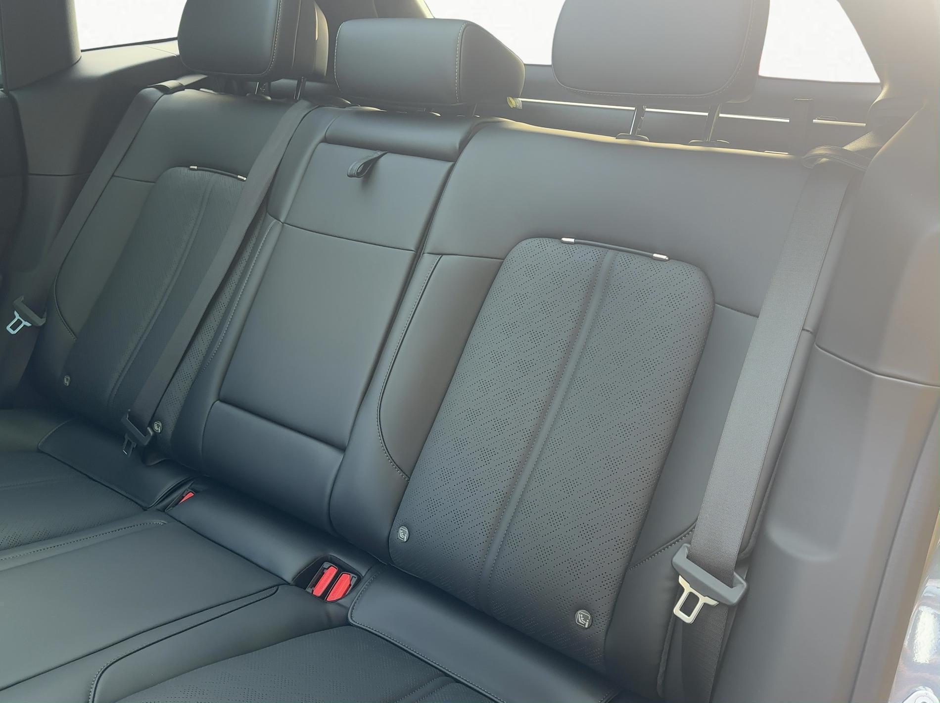 ZEEKR 7X Privilege AWD-image-10