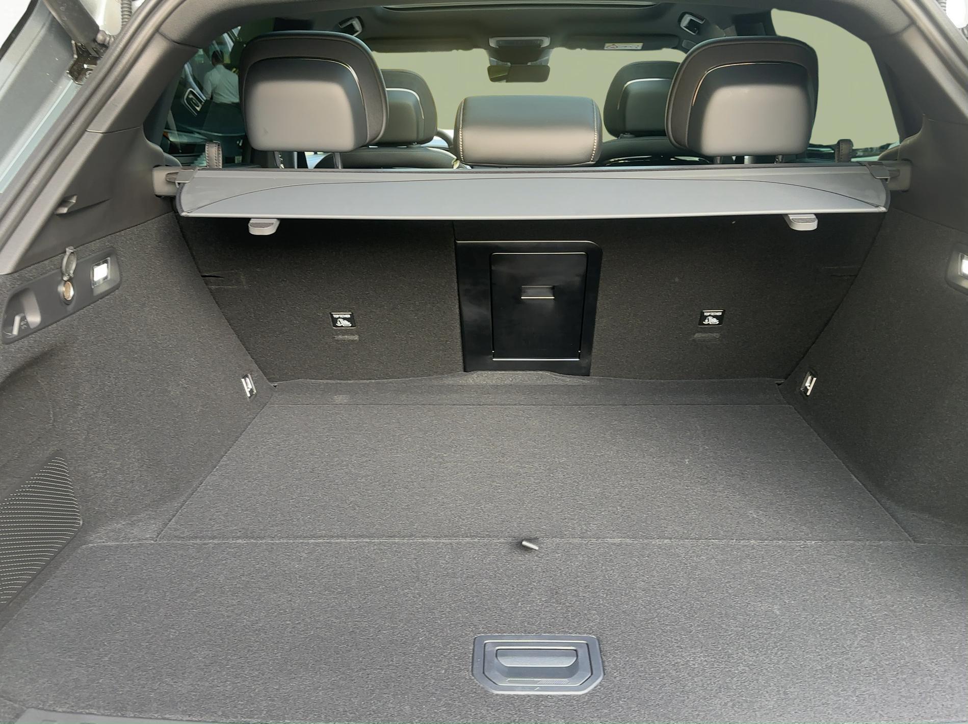 ZEEKR 7X Privilege AWD-image-11