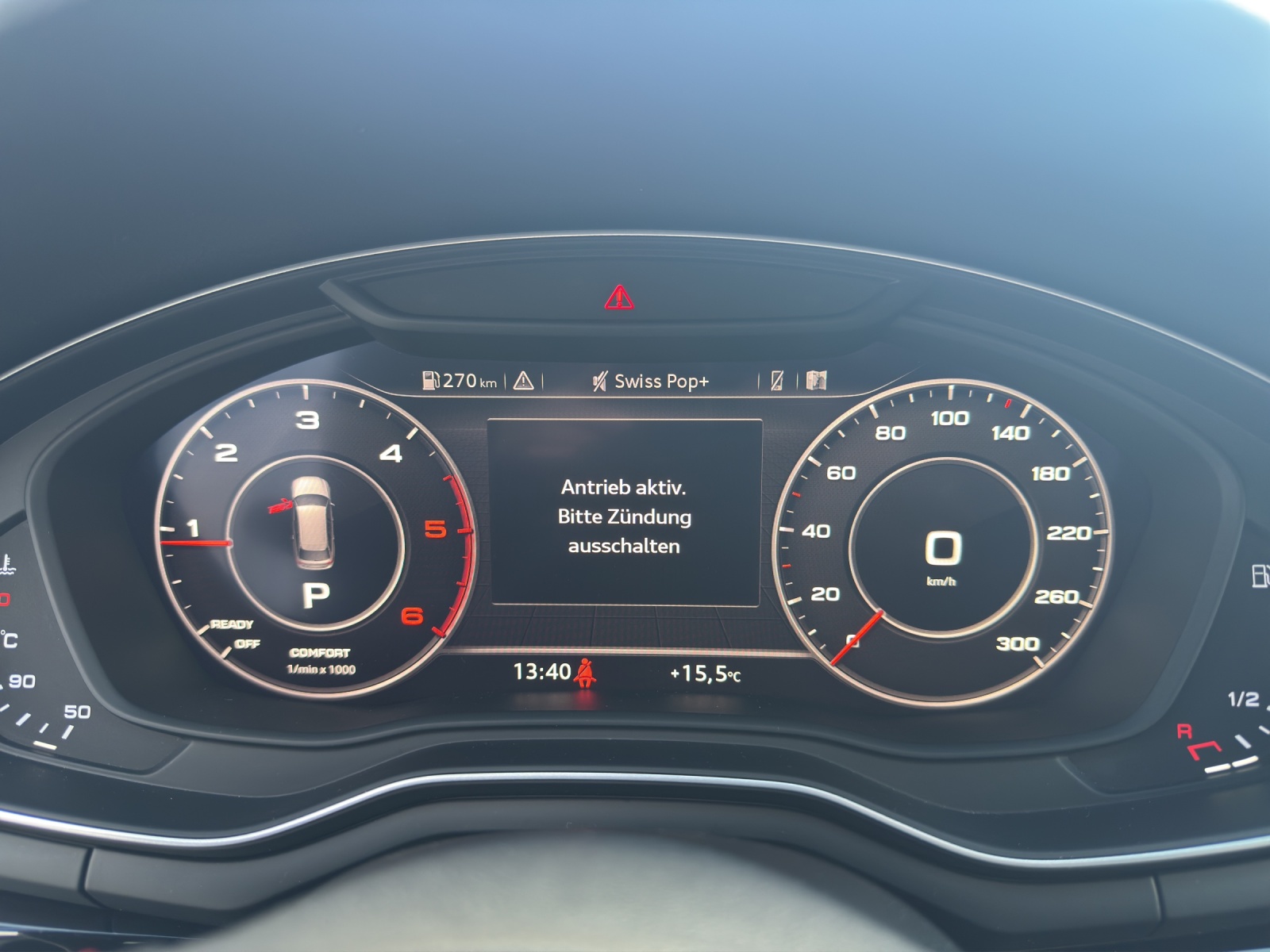 AUDI A4 Avant 2.0 TDI Sport quattro S-tronic-image-15