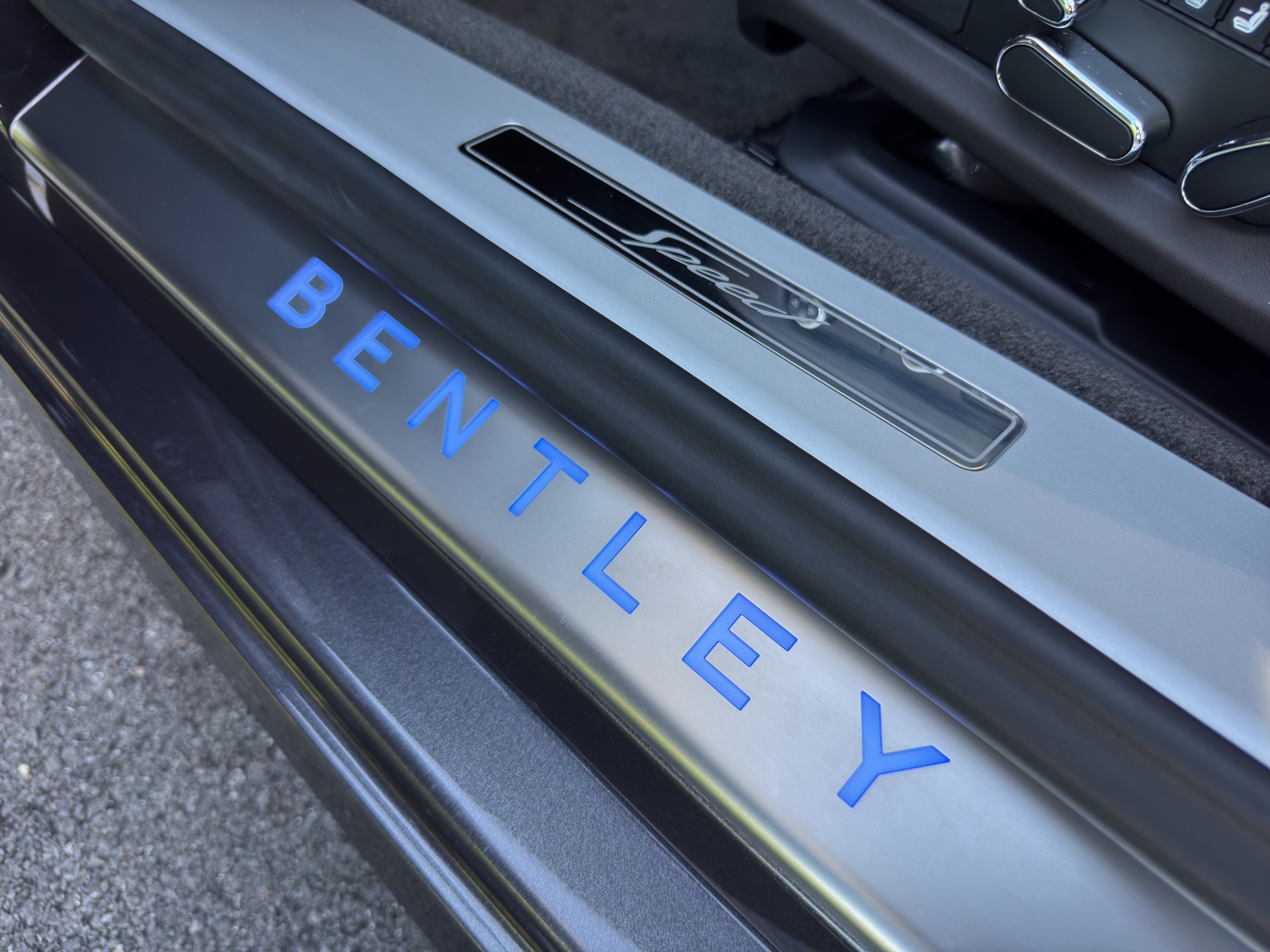 BENTLEY Continental GT 6.0 W12 Speed-image-25