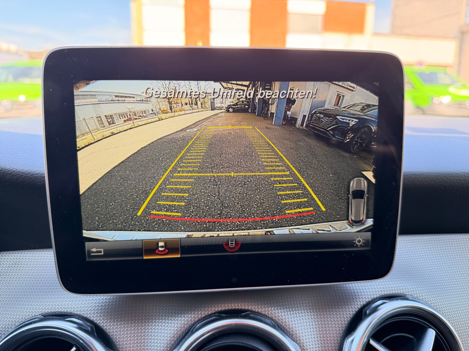 MERCEDES-BENZ GLA 200 Night Star 7G-DCT-image-9