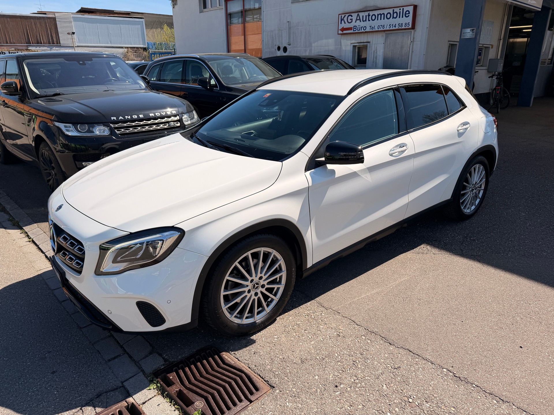 MERCEDES-BENZ GLA 200 Night Star 7G-DCT-image-0