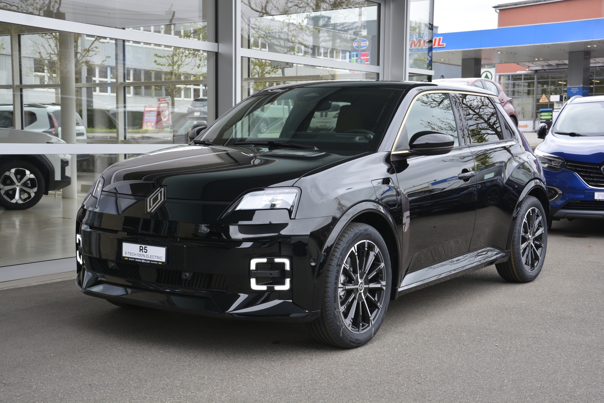 RENAULT R5 E-TECH ELECTRIC iconic five 150PS-image-0