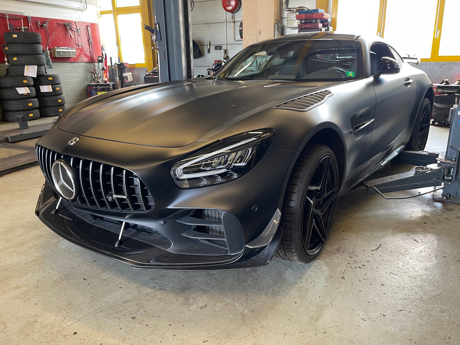 MERCEDES-BENZ AMG GT R PRO-image-0