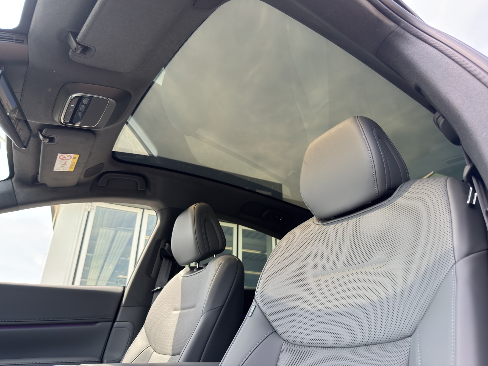XPENG G6 Performance AWD-image-11