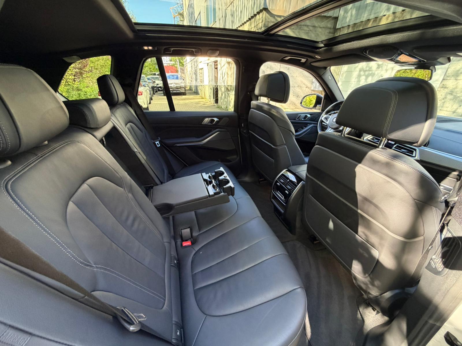 BMW X5 xDrive45e M Sport Steptronic-image-17