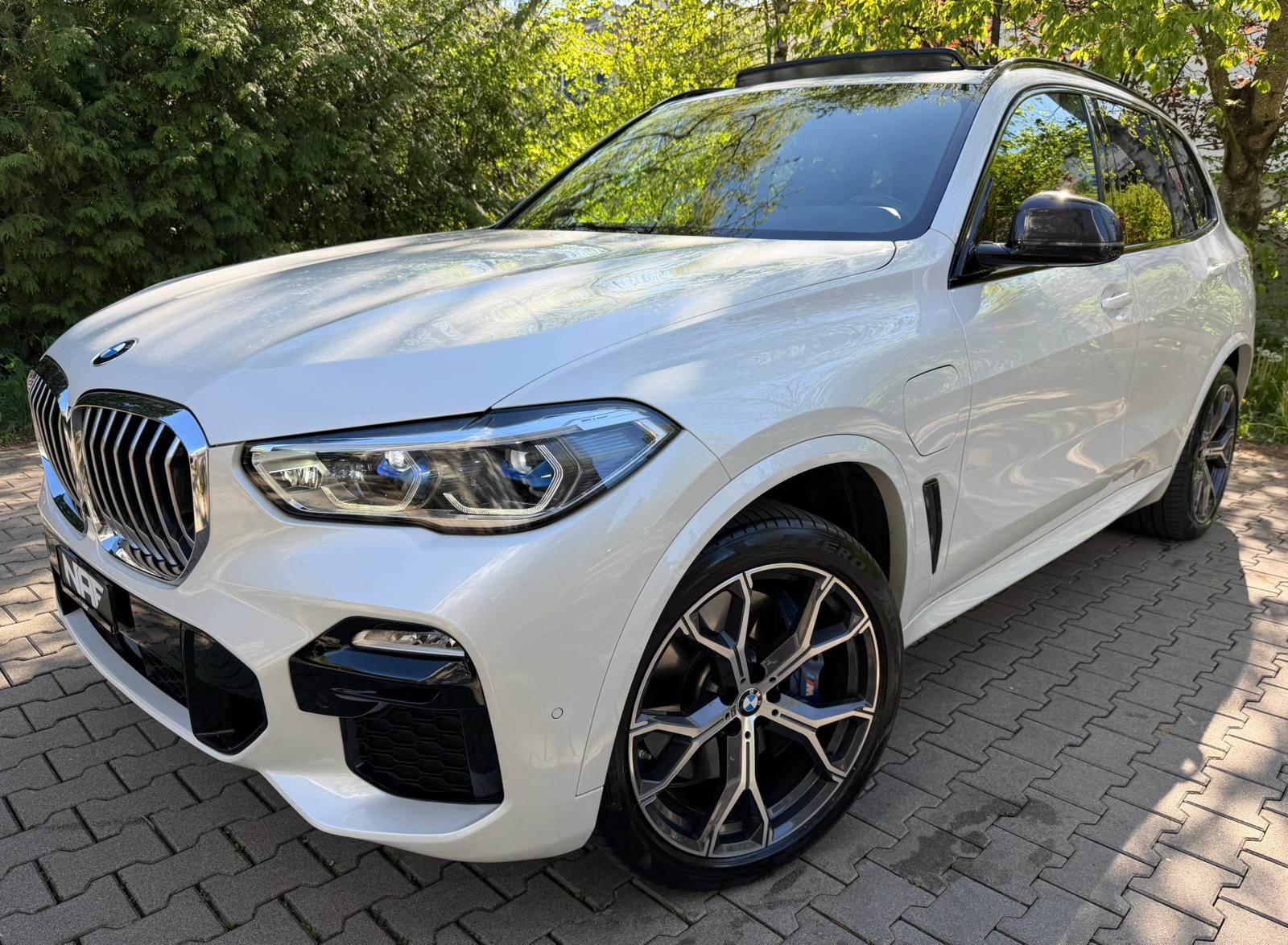BMW X5 xDrive45e M Sport Steptronic-image-0
