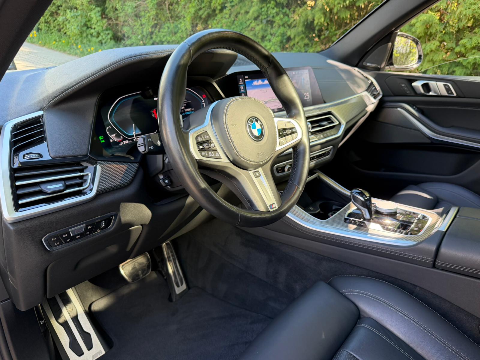 BMW X5 xDrive45e M Sport Steptronic-image-11