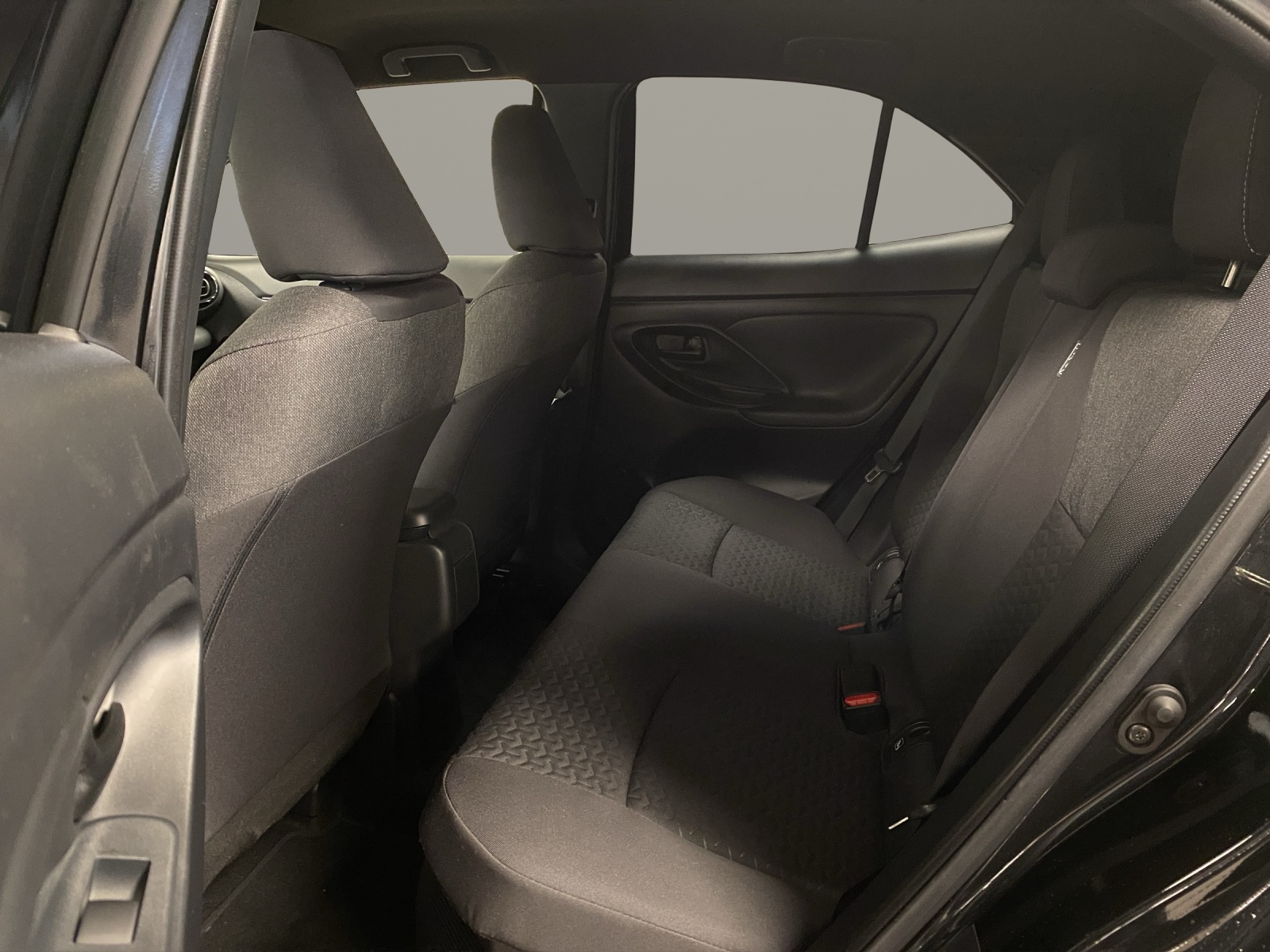 TOYOTA YARIS Cross 1.5 VVT-i HSD-image-13