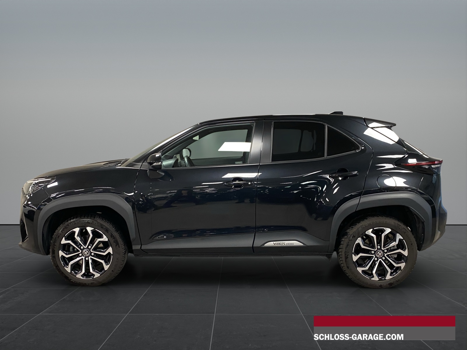 TOYOTA YARIS Cross 1.5 VVT-i HSD-image-2