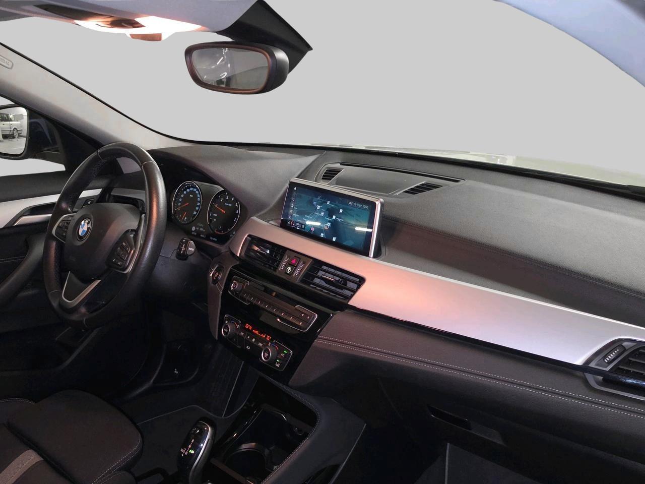 BMW X2 18i sDrive-image-11