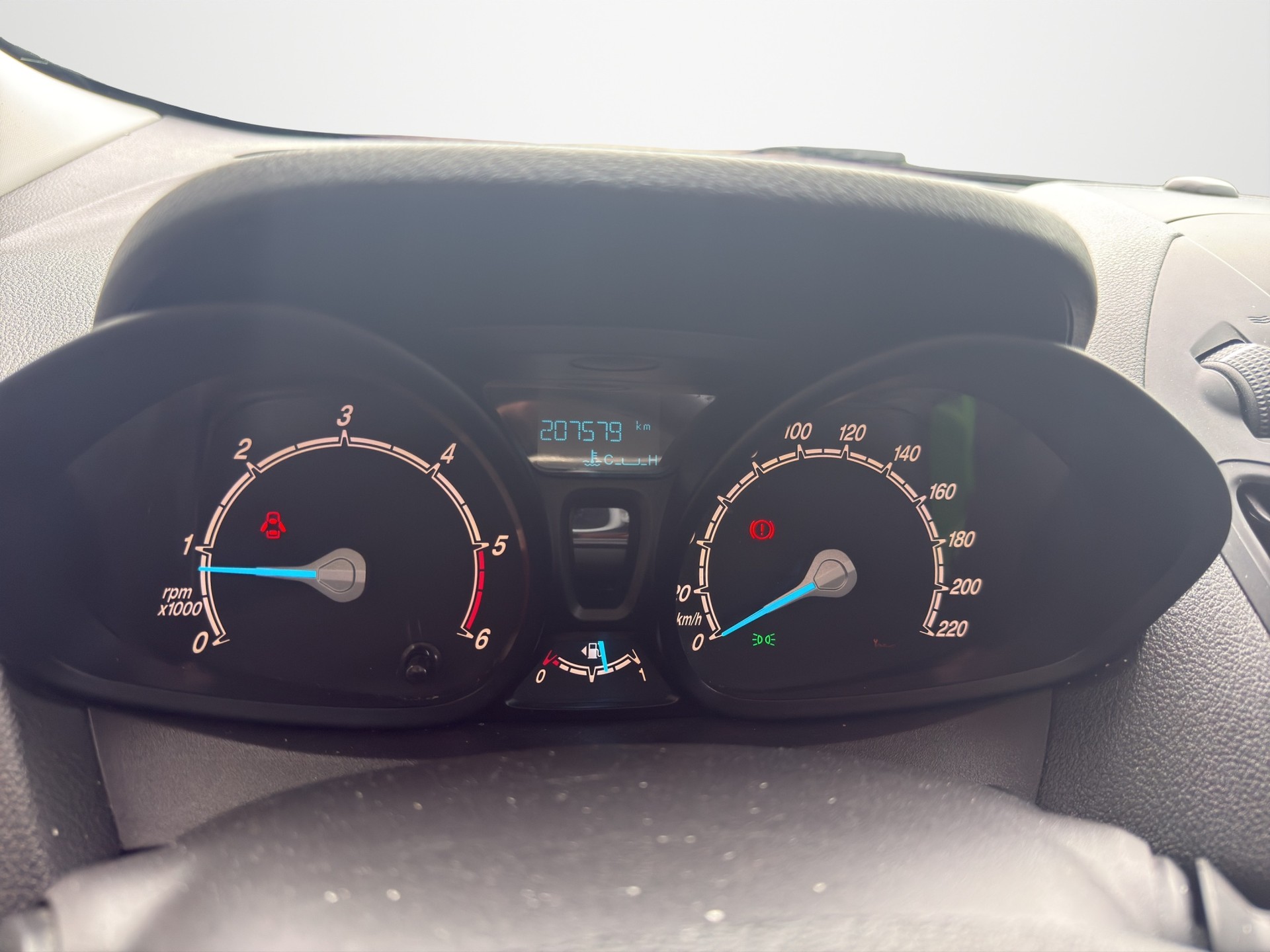 FORD Transit Courier 1.5 TDCi Trend-image-8