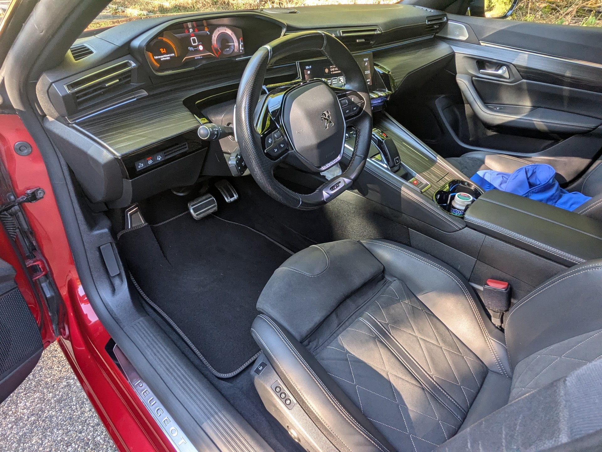 PEUGEOT 1.6 PureTech GT Pack-image-4