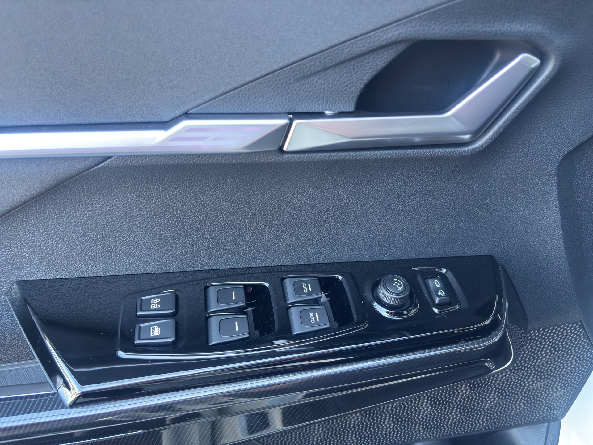 KGM-SsangYong Actyon 1.5 T-Gdi Hybrid Platinum-image-13