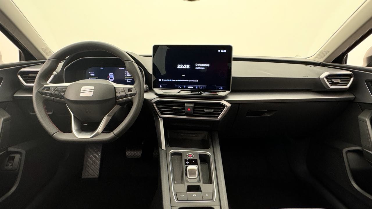 SEAT Leon 1.5 eHybrid pHEV DSG FR-image-5