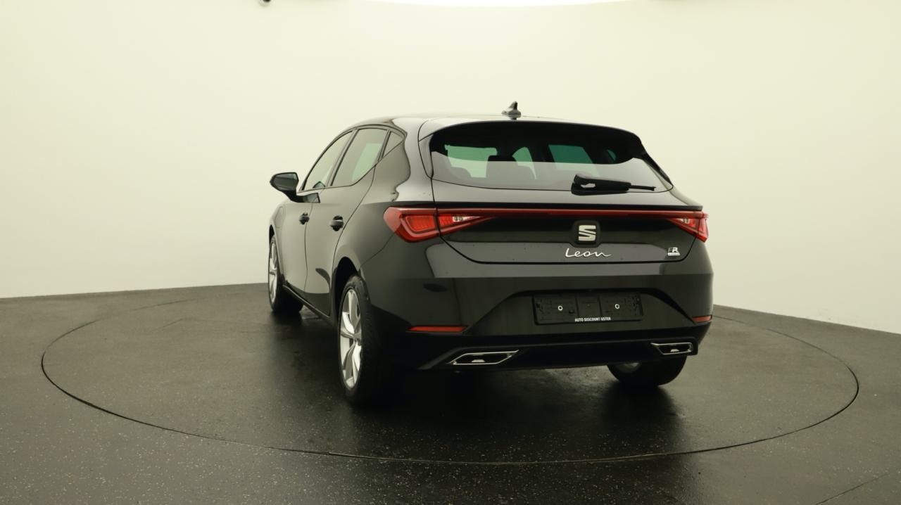 SEAT Leon 1.5 eHybrid pHEV DSG FR-image-3