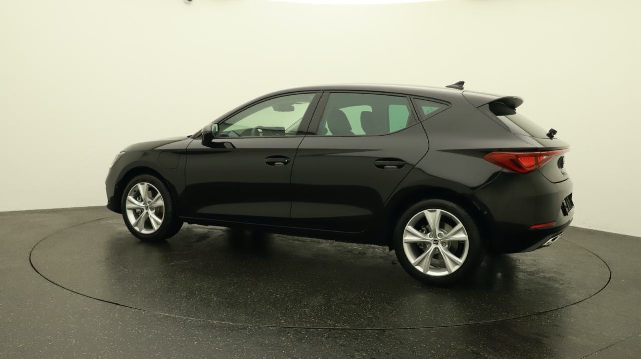 SEAT Leon 1.5 eHybrid pHEV DSG FR-image-2