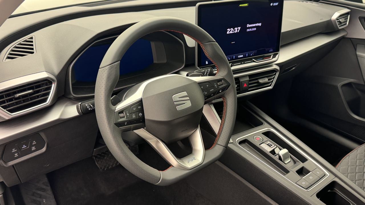 SEAT Leon 1.5 eHybrid pHEV DSG FR-image-6