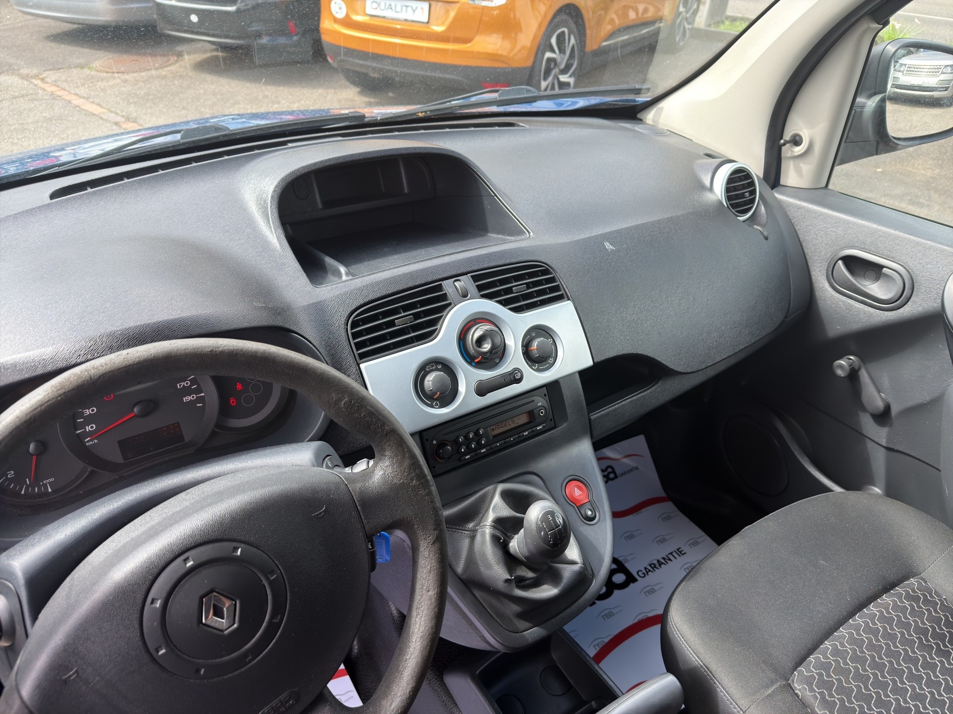 RENAULT Kangoo 1.6 105 Business-image-9