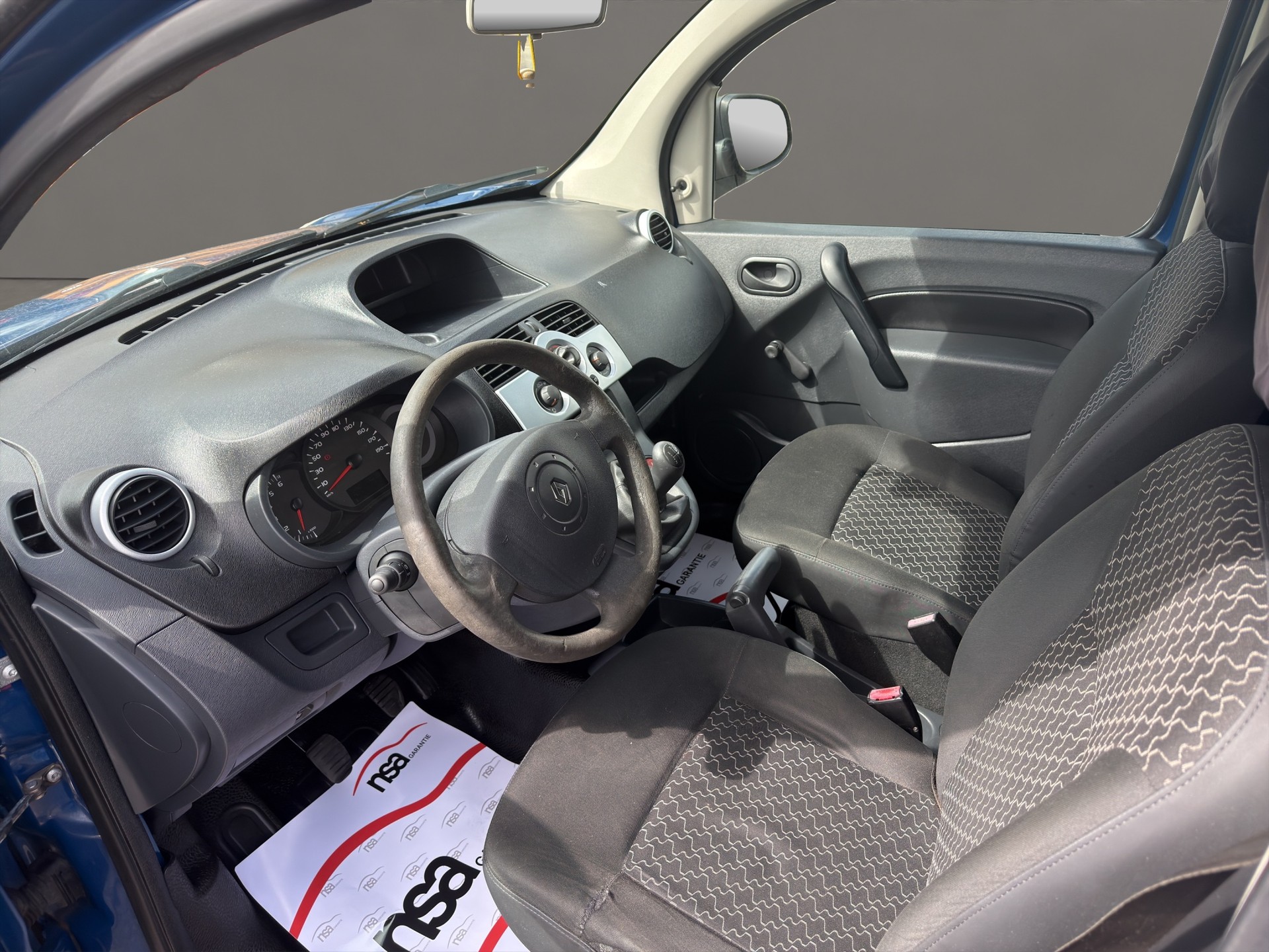 RENAULT Kangoo 1.6 105 Business-image-10