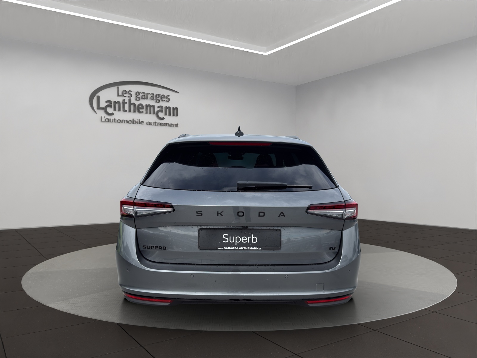 SKODA Superb Combi 1.5 TSI PHEV Sportline DSG-image-3