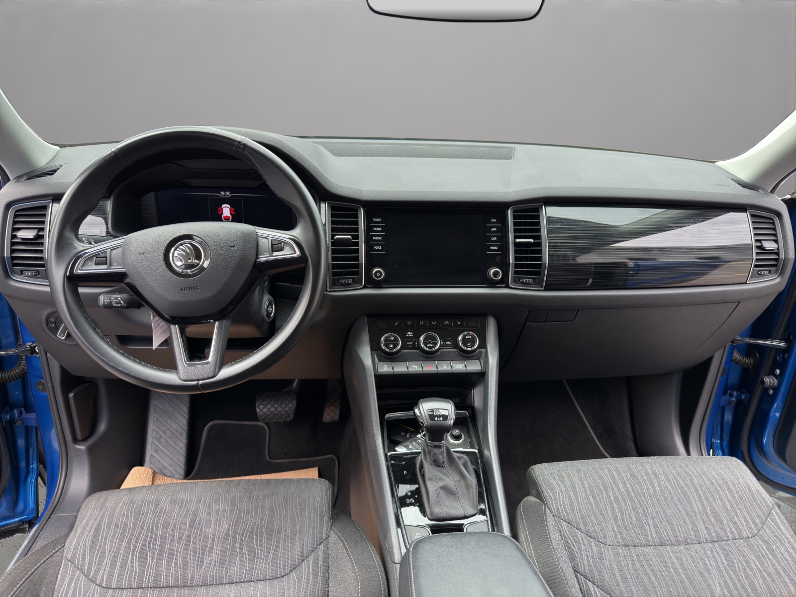 SKODA Kodiaq 2.0 TDI CR Style 4x4 DSG-image-13