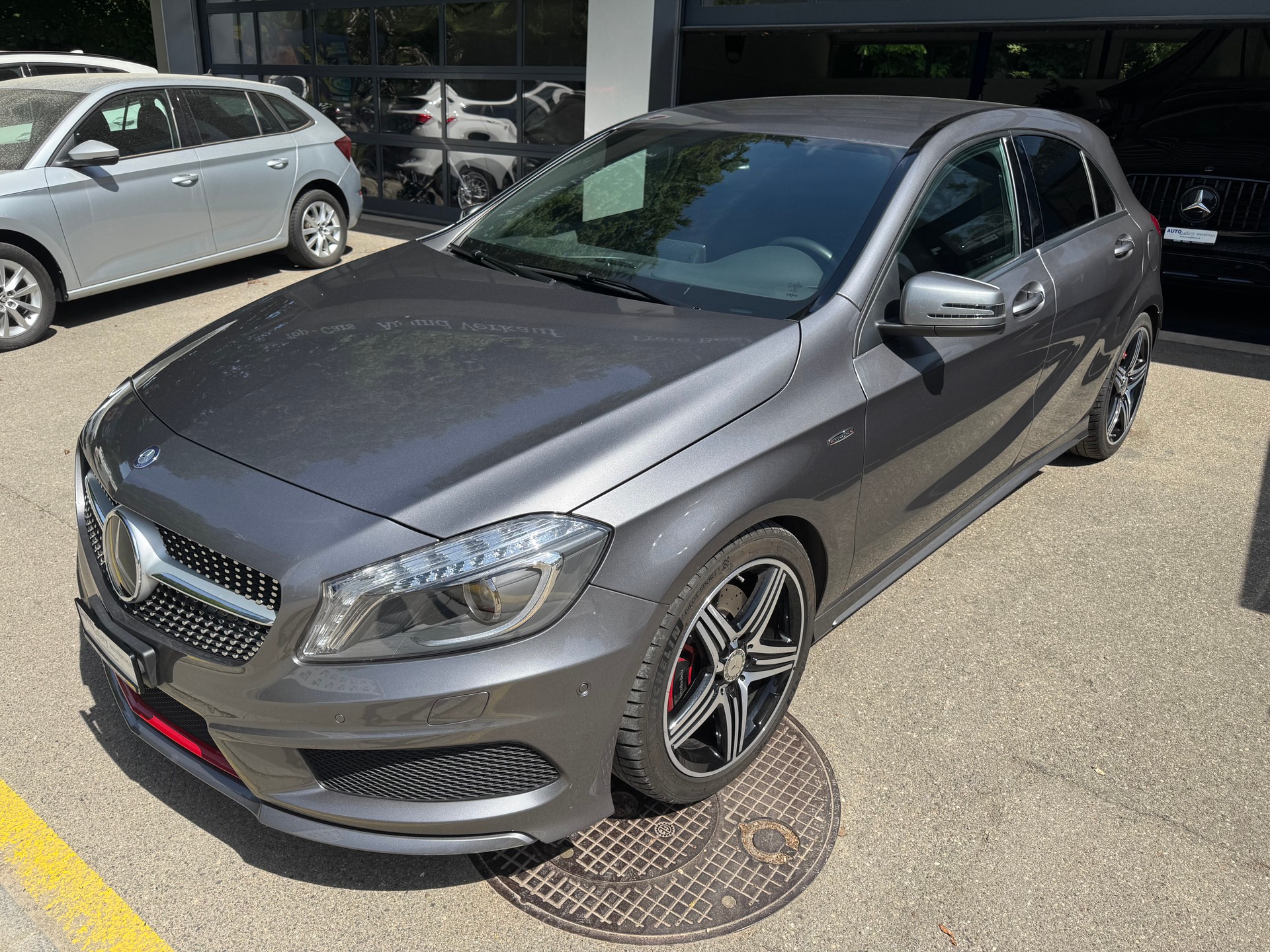 MERCEDES-BENZ A 250 Sport-Line 4Matic 7G-DCT-image-2