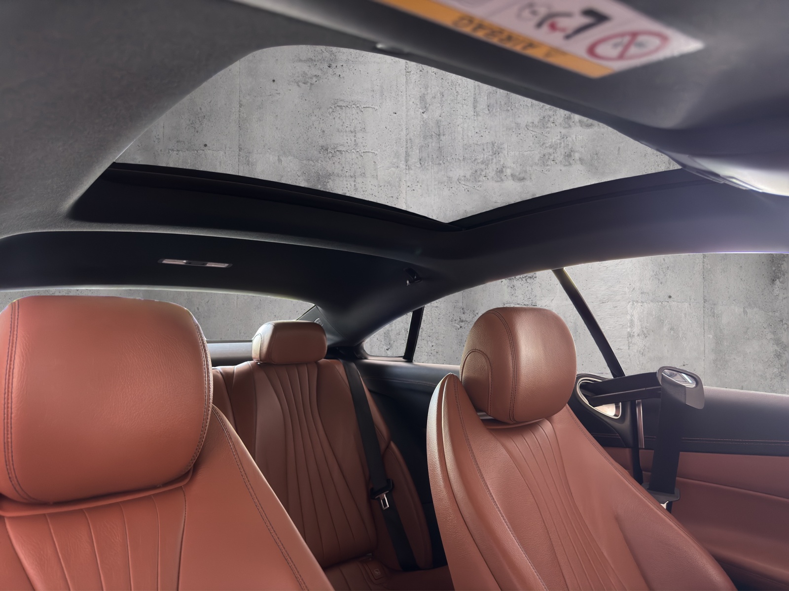 MERCEDES-BENZ E 220 d Coupé Avantgarde 9G-Tronic-image-14