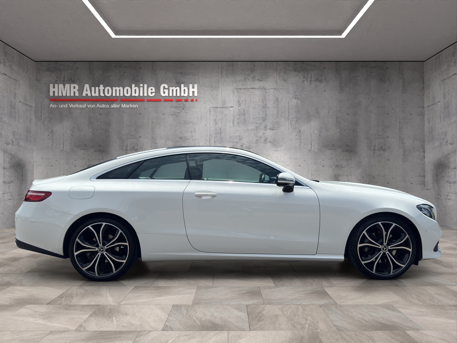 MERCEDES-BENZ E 220 d Coupé Avantgarde 9G-Tronic-image-7