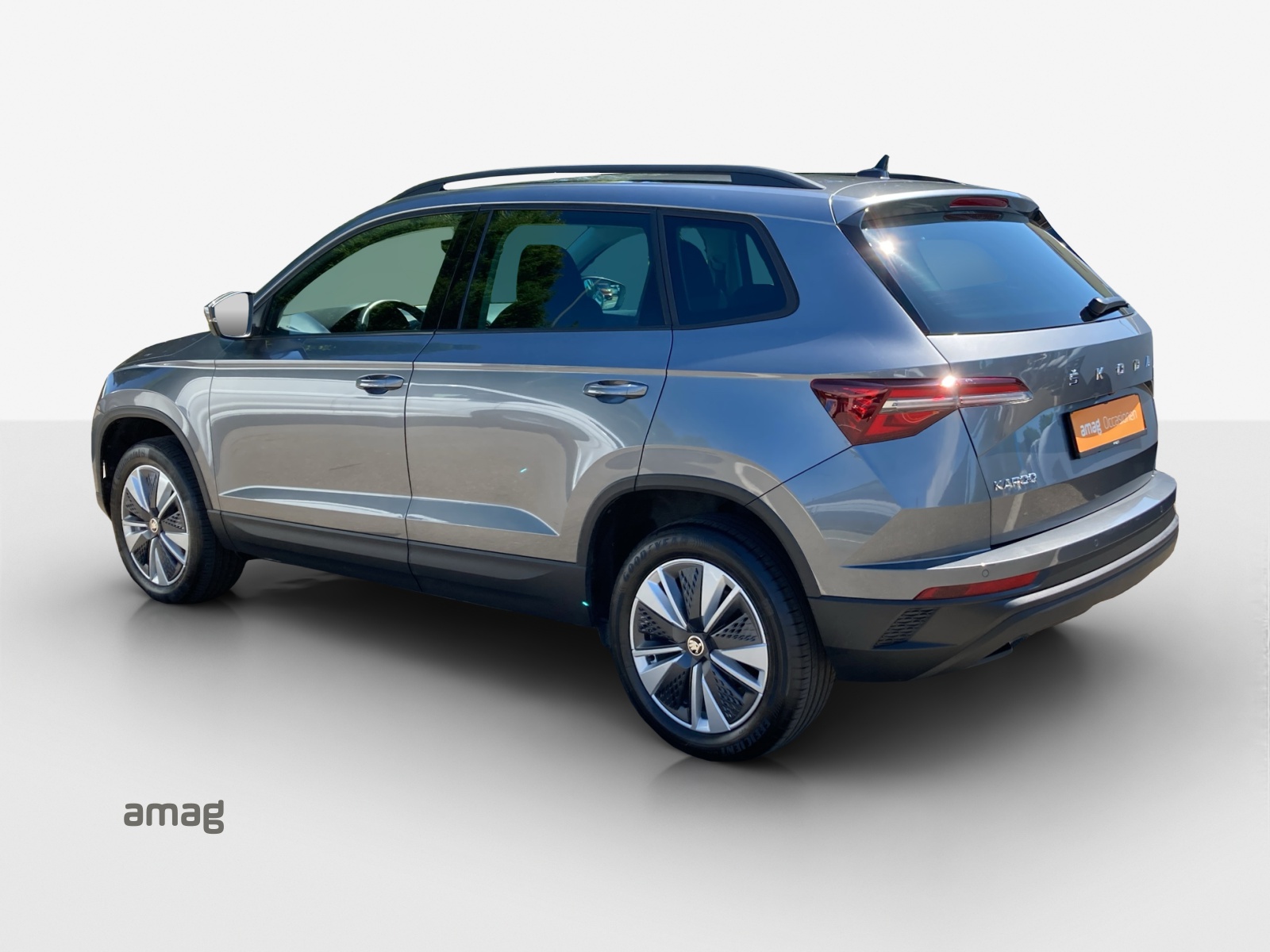 SKODA Karoq 1.5 TSI Ambition DSG-image-2