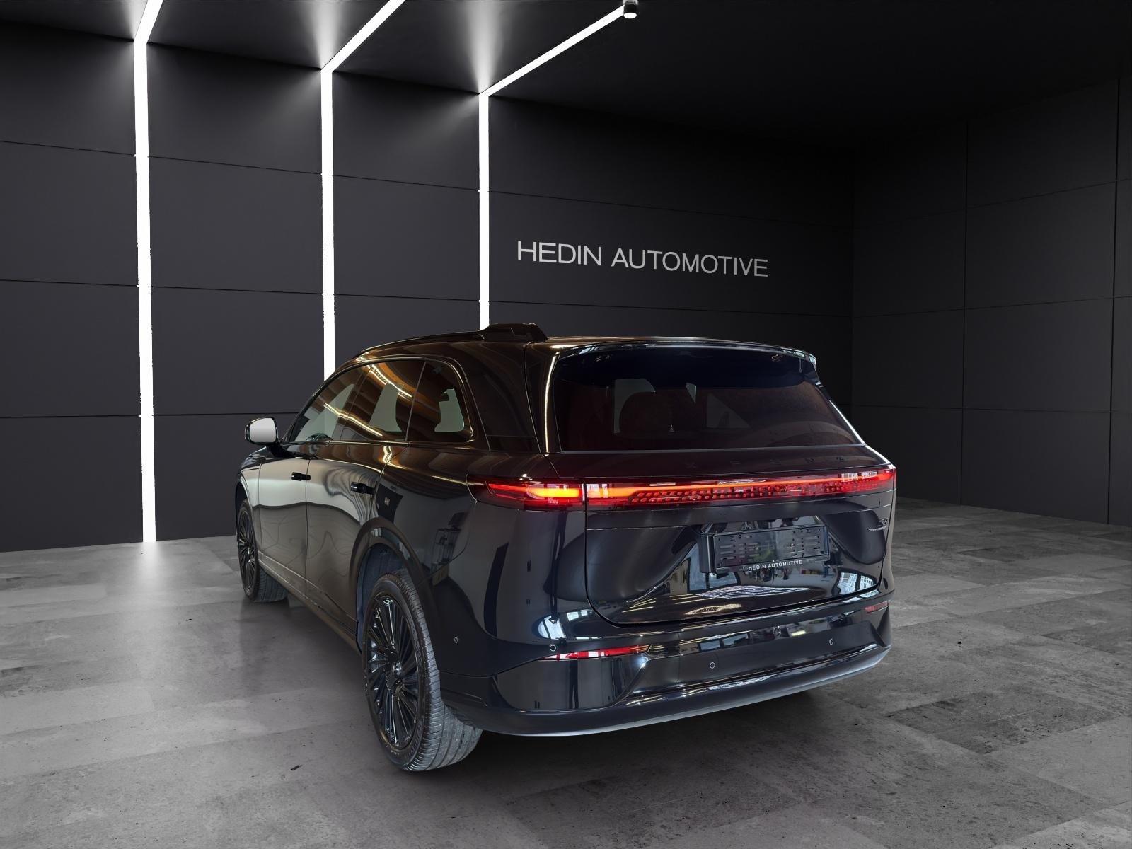 XPENG G9 Performance AWD-image-2