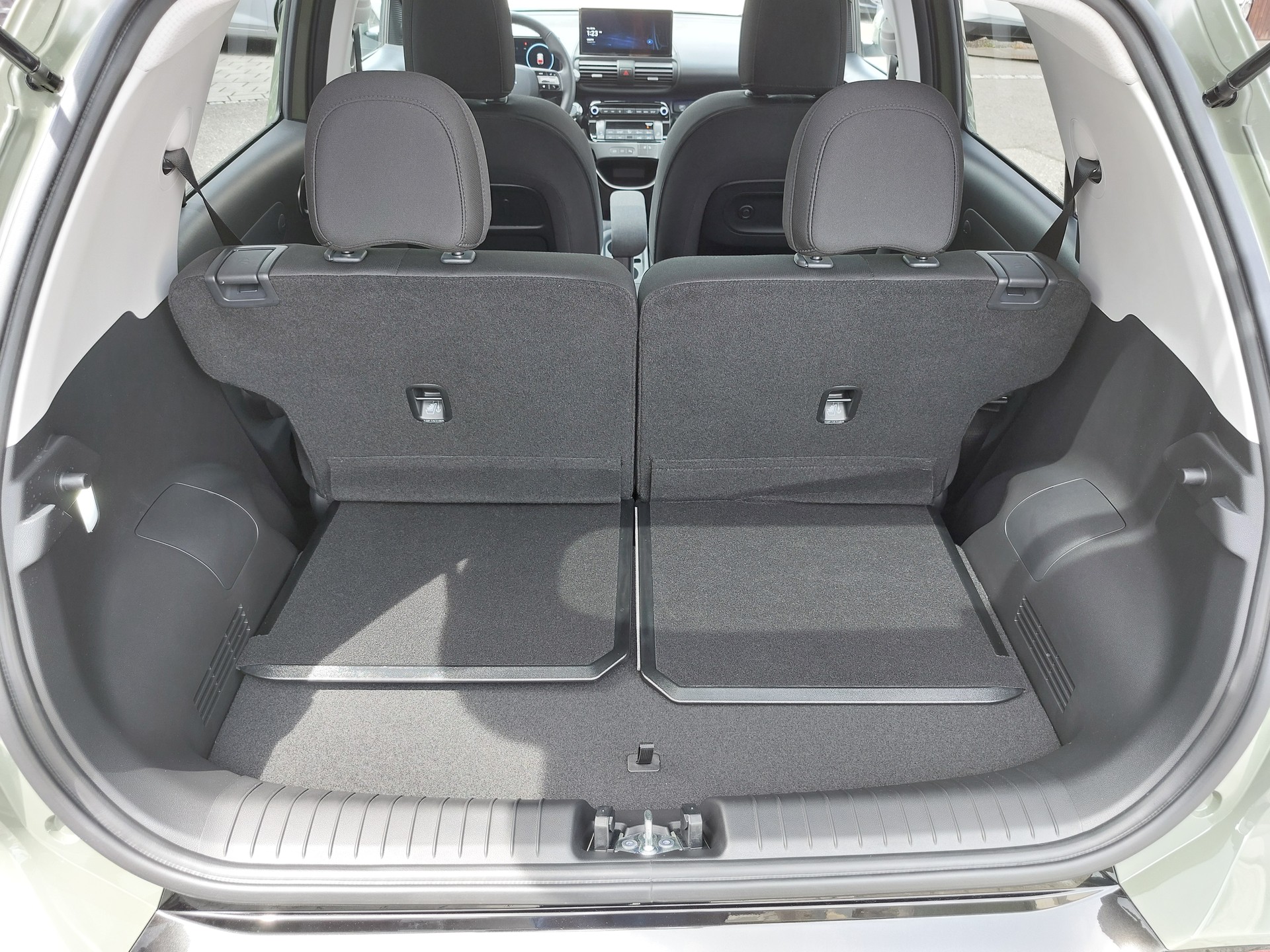 HYUNDAI Inster 49kWh Vertex-image-11