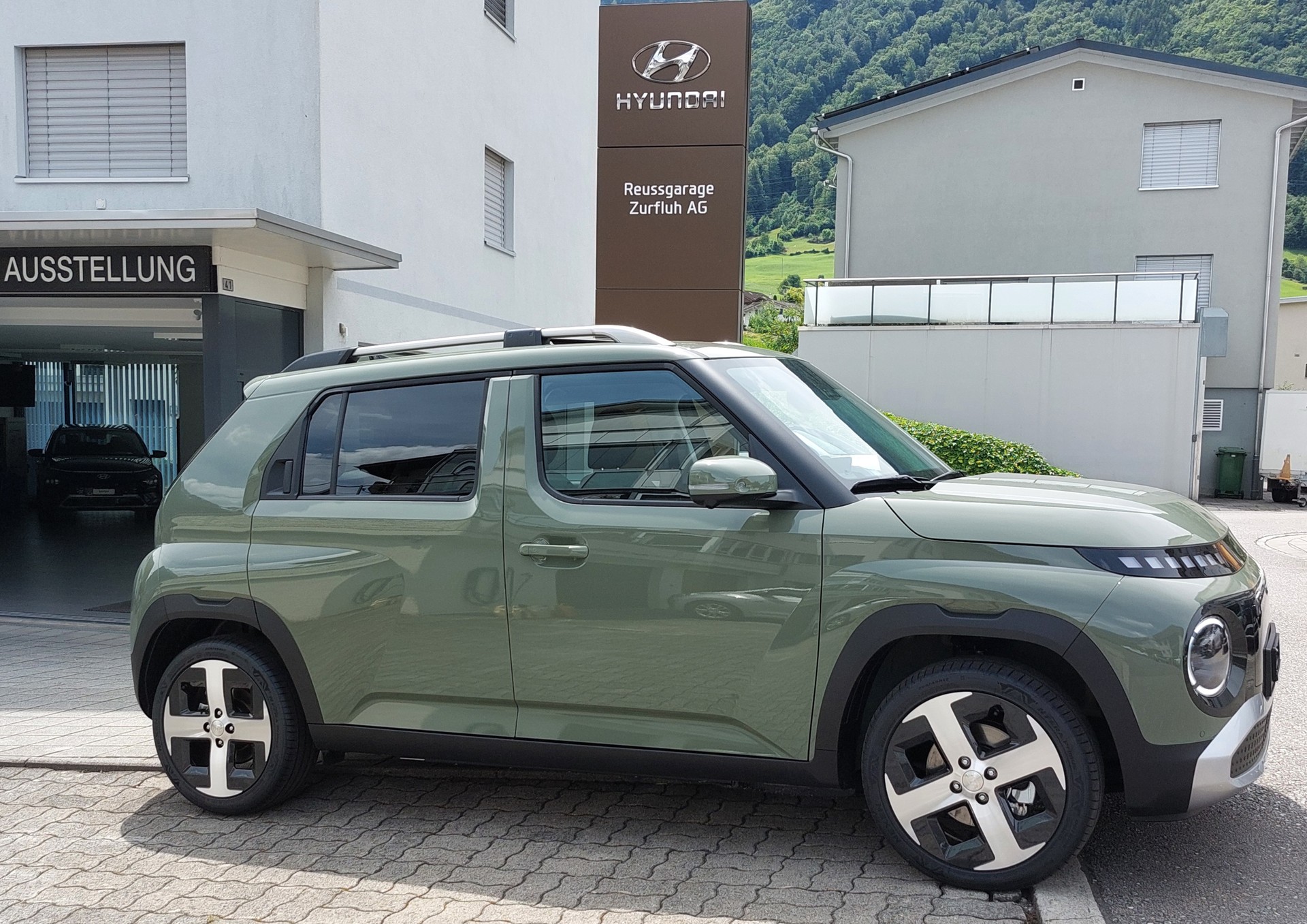 HYUNDAI Inster 49kWh Vertex-image-2