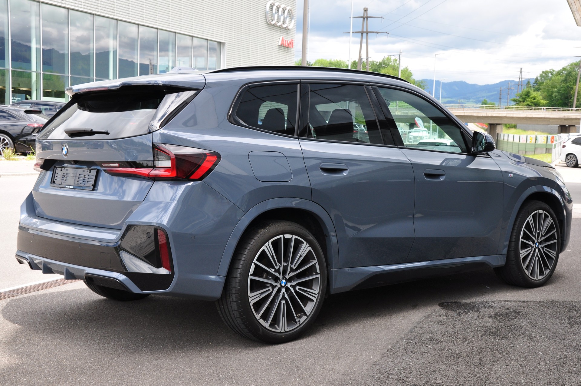 BMW X1 xDrive 23d 48V M Sport-image-7
