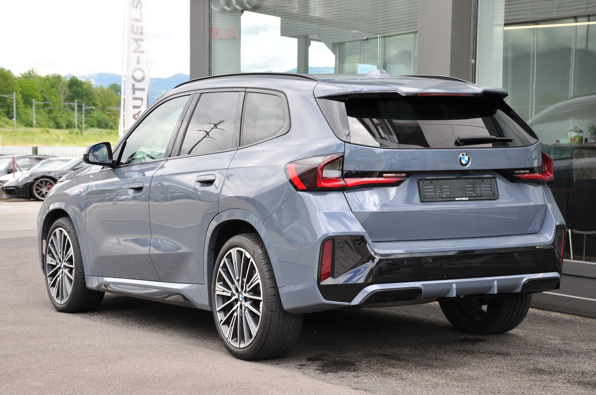 BMW X1 xDrive 23d 48V M Sport-image-6