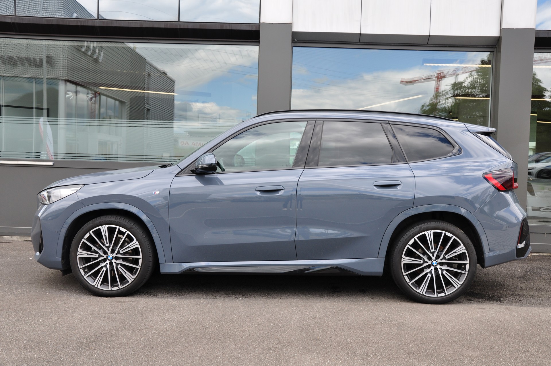 BMW X1 xDrive 23d 48V M Sport-image-4