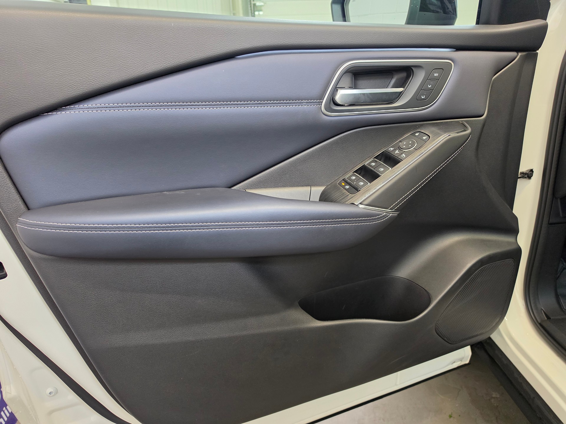 NISSAN Qashqai 1.5 VC-T e-Power Tekna+-image-21