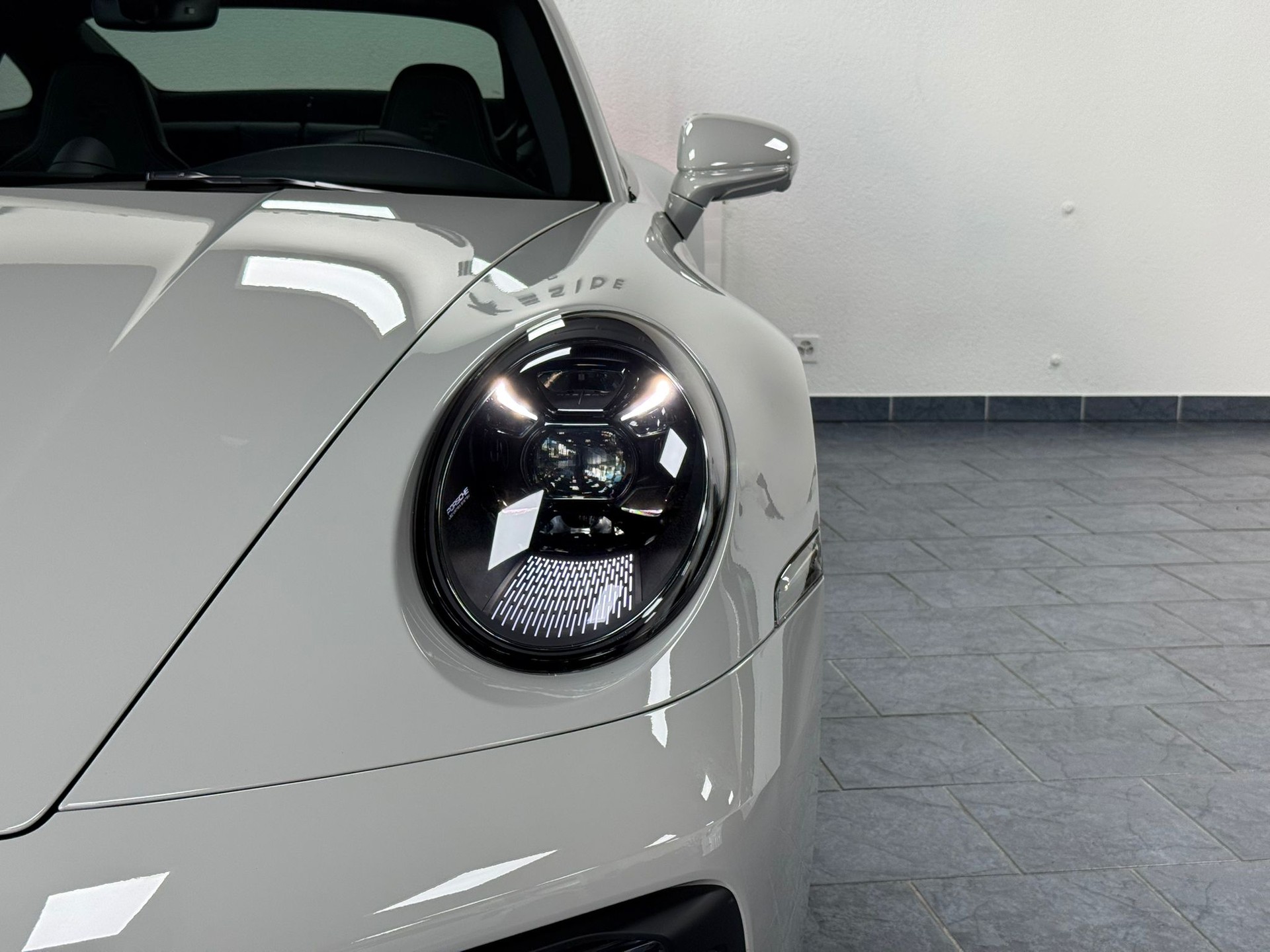 PORSCHE 911 Carrera GTS PDK-image-9