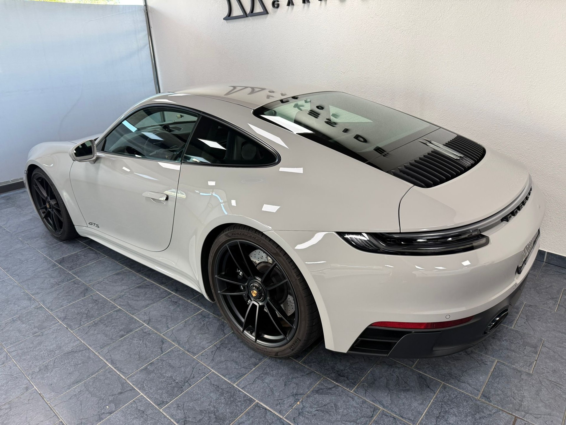 PORSCHE 911 Carrera GTS PDK-image-5