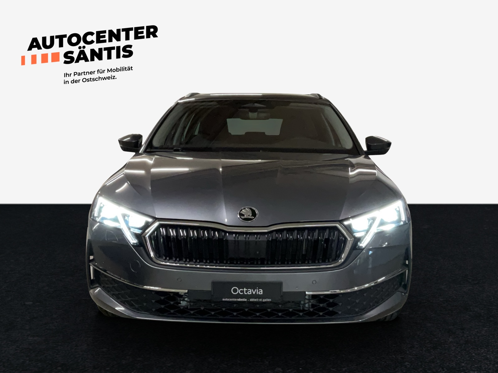 SKODA Octavia Combi 2.0 TSI DSG Selection 4x4-image-1