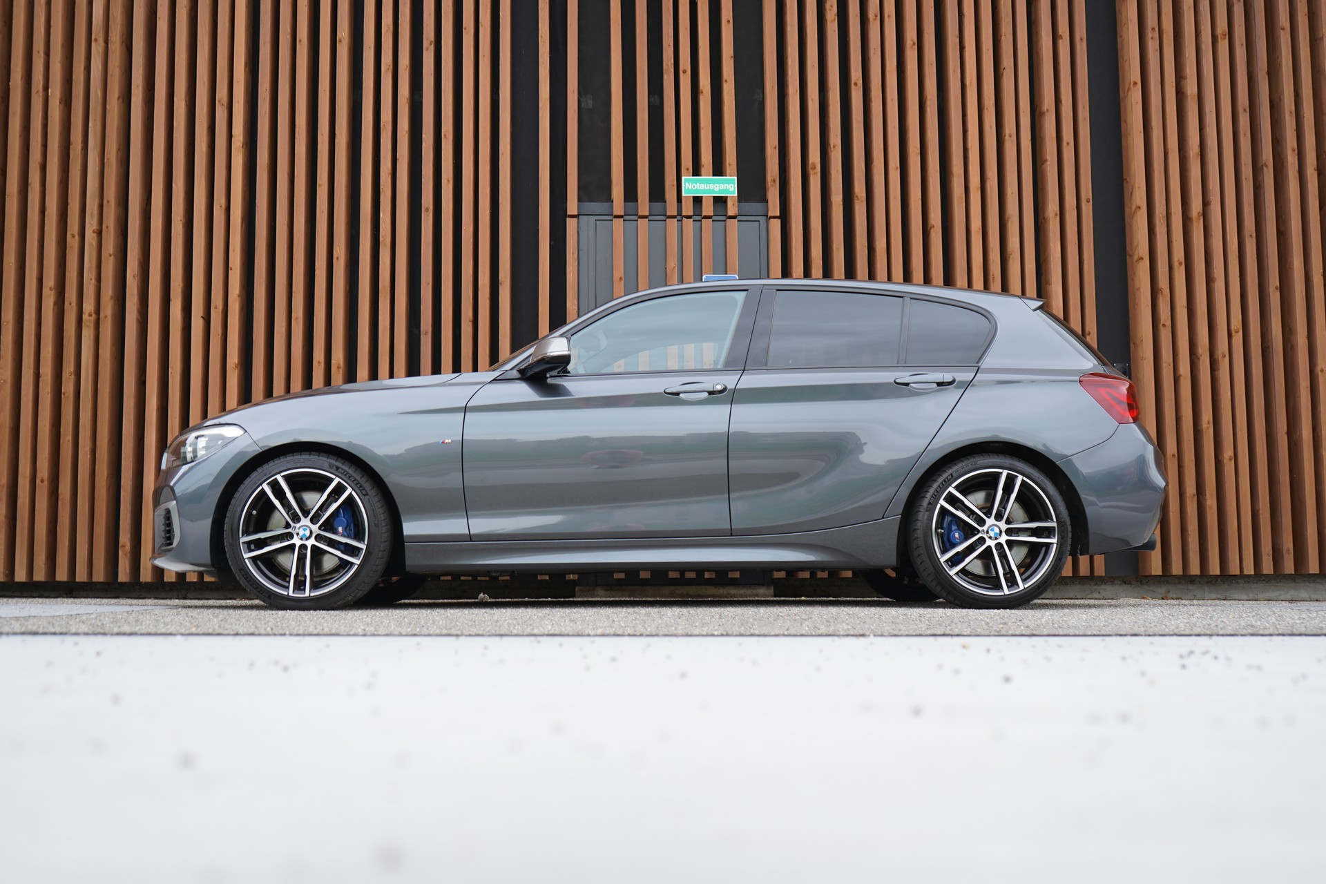BMW M140i xDRIVE STEPTRONIC l 340 PS-image-1