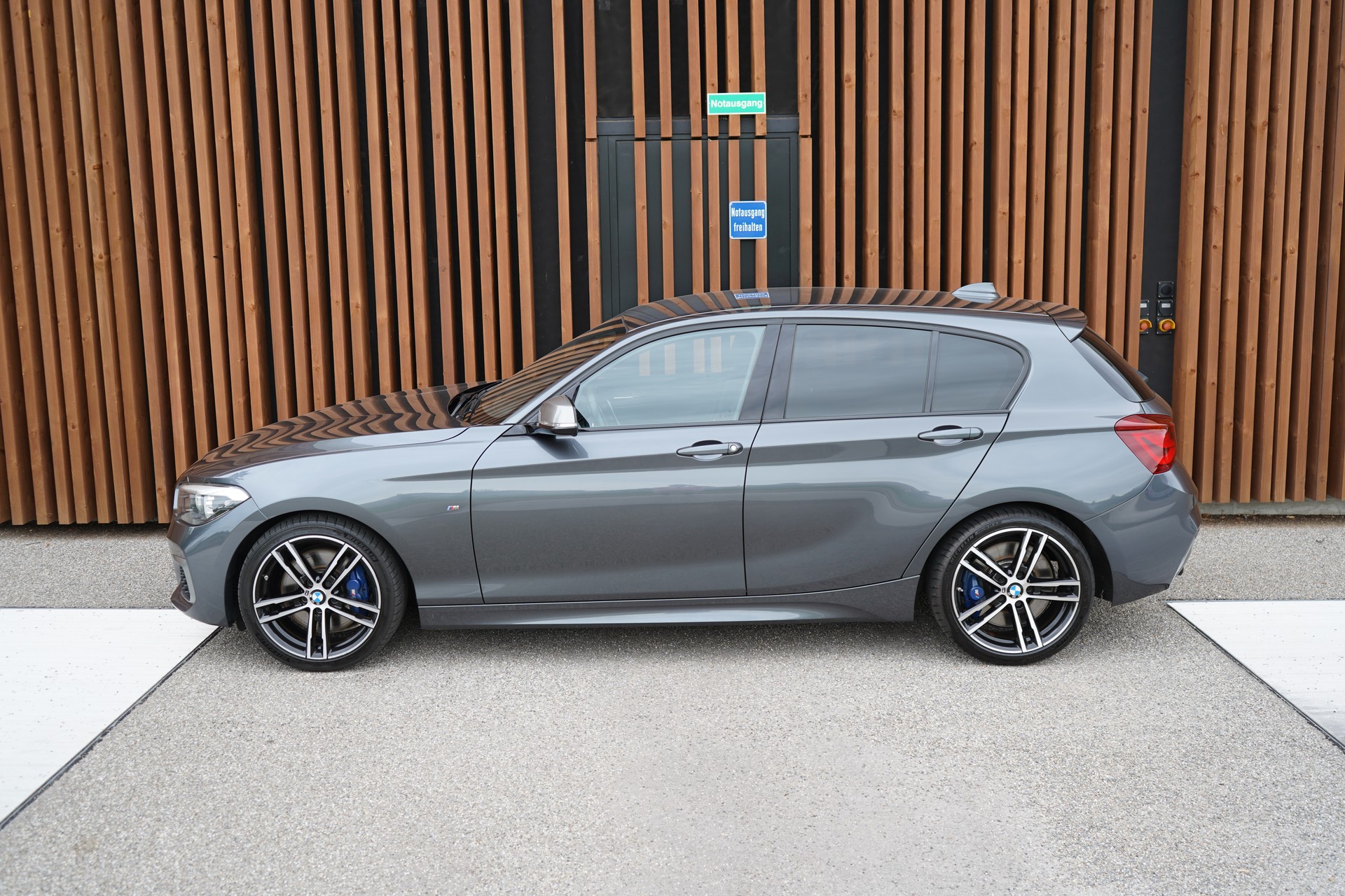 BMW M140i xDRIVE STEPTRONIC l 340 PS-image-5
